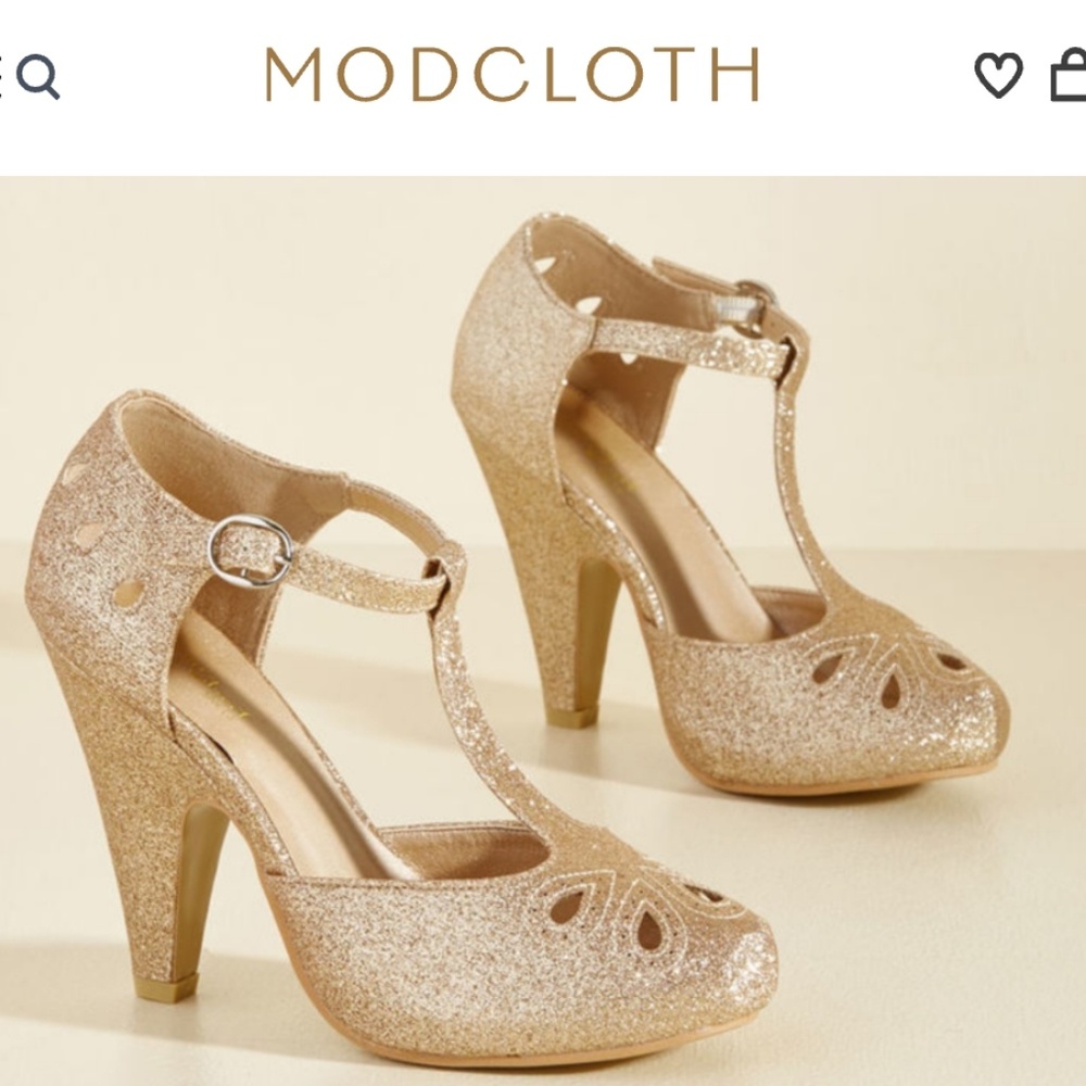Modcloth Zest is History heel in GOLD